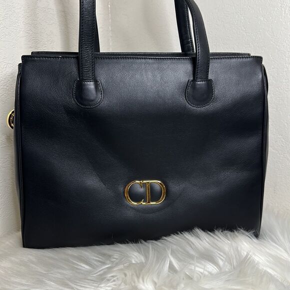 💯Authentic Christian Dior Tote Handbag 🍀 - Picture 5 of 15